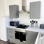 #2Bs 1 Bed Serviced Apartment